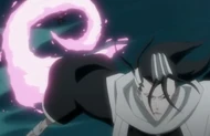 Byakuya escapes from Senbonzakura's attack.