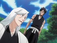 Hisagi talks with captain Ukitake while watching Orihime and Rukia train.