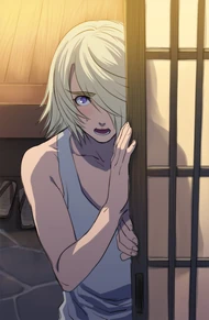 Shiju attempting to hide from his pursuers.