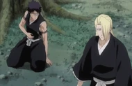  arrives to save a hurt Hisagi from Kazeshini