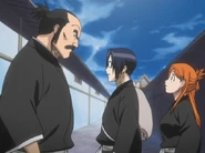 Тошимори Умесада расспрашивает Орихиме и Урюу