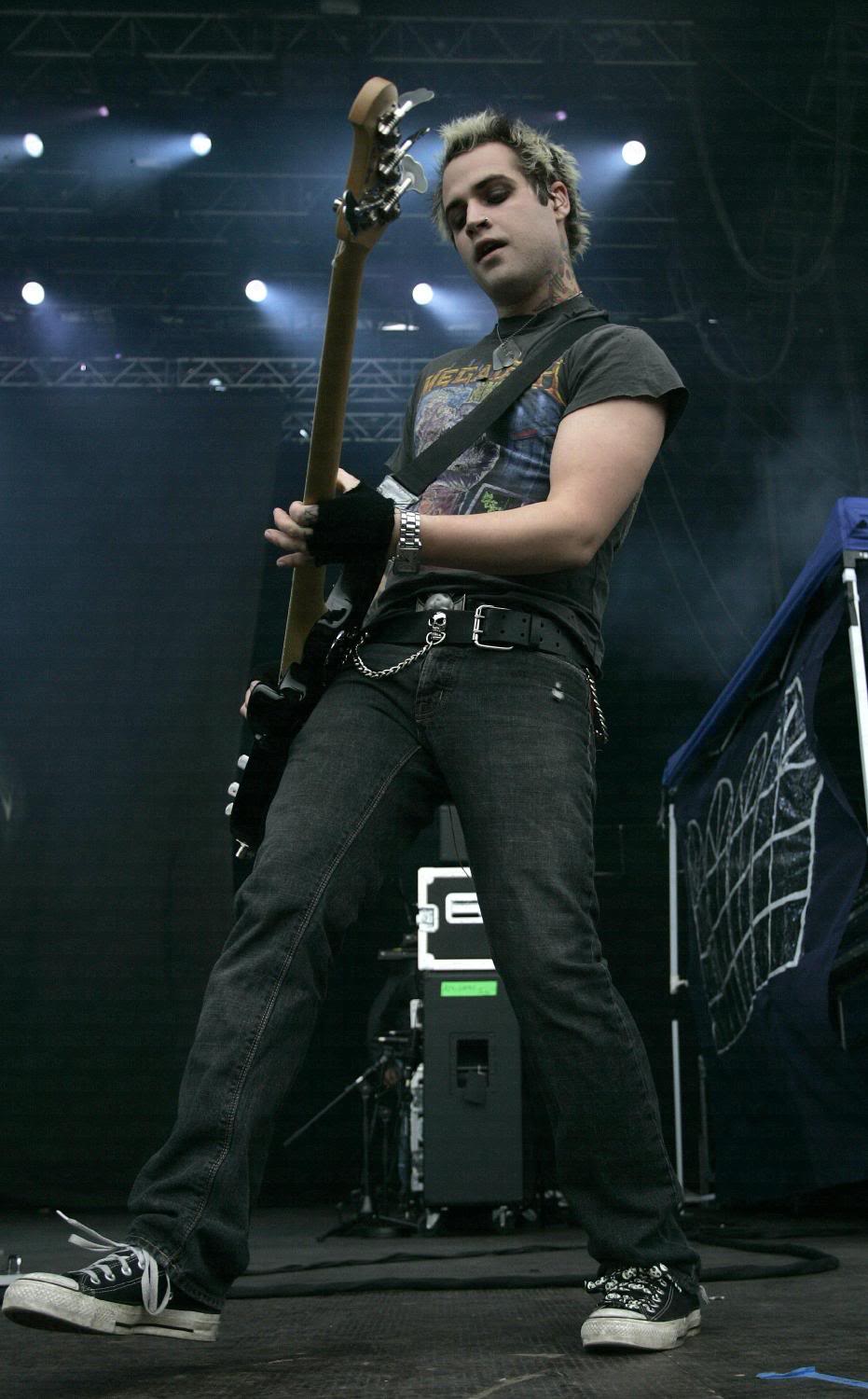 Johnny Christ | Music Facts Wiki | Fandom