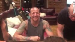 170918125746-linkin-park-twitter-lc-orig-00002422-large-169.jpg