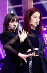 Jisoo Lisa Kill This Love Inkigayo 190407