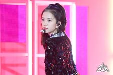 Jisoo Ddu-Du Ddu-Du Music Core 180616 4