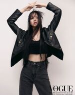 Lisa Vogue Japan June 2021 3