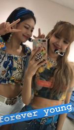 Jennie IG Story Update with Lisa 180718