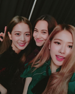 Rosé IG Update with Jisoo and Kiko 180913