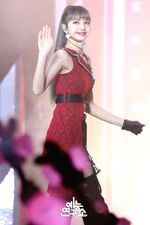 Lisa Kill This Love Music Core 190406 4