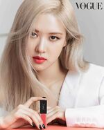 Rosé Vogue Korea July 2021 2