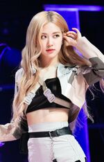 Rosé Kill This Love Inkigayo 190407 2