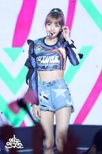 Lisa Forever Young Music Core 180804 3
