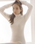 Jennie for Elle Korea October 2019 Cover 6