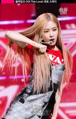 Rosé Kill This Love Inkigayo 190414 2