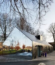Stunnung-mirror-architecture-around-the-world 605.jpg