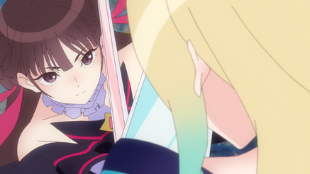 Mio fighting Momo