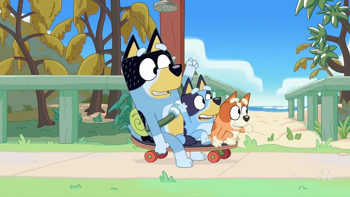 The Beach/Gallery Bluey Wiki Fandom