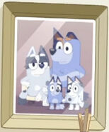 Muffin in the family photo.