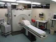 100px-ECAT-Exact-HR--PET-Scanner