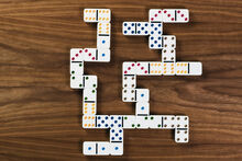 Chickenfoot (domino game) - Wikipedia