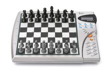 Electronic-chess-draughts-game-4-other-computer-games-1016-p.jpg