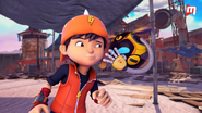 Ochobot berbisik kepada BoBoiBoy