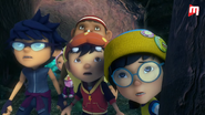 Geng BoBoiBoy mengintip