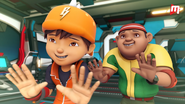 BoBoiBoy dan Gopal menenangkan Laksamana