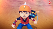 Ochobot bersembunyi di belakang BoBoiBoy