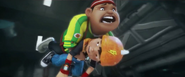 Gopal menyelamatkan BoBoiBoy dari Retak'ka