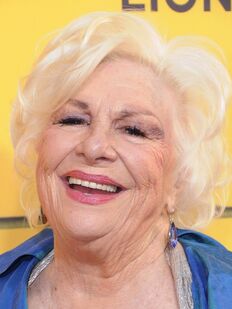 Renee Taylor
