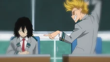 Hizashi elige el nombre de héroe Eraserhead para Shota.