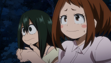 Tsuyu holds Ochaco hand