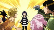 Everyone looks at Kyoka.