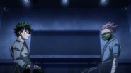 Izuku meets with Spinner to relay Tomura's last words.
