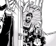 Ochaco and friends visit Izuku in Recovery Girl's office.