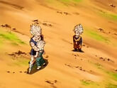 Vegeta abraçada a Trunks i Goten