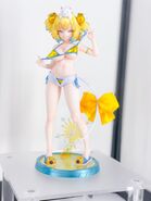 Pine's Swimsuit Figure