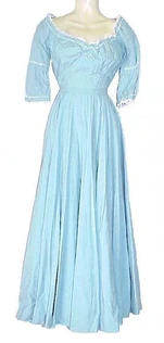 This is the dress worn in the next photo