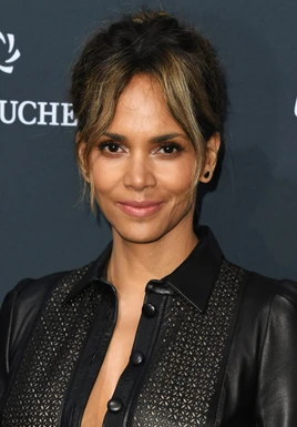 Halle-berry-portrait