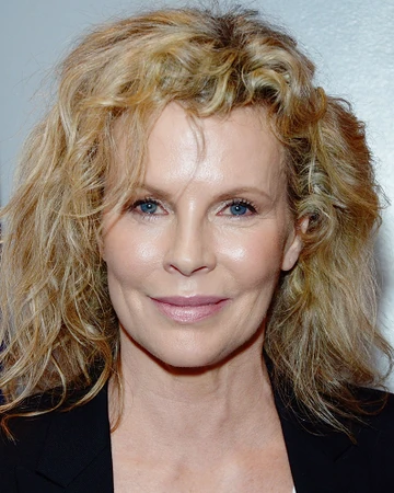 Kim Basinger Bondwiki Fandom She won an academy award for her performance in l.a. kim basinger bondwiki fandom