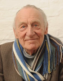 Geoffrey-bayldon-portrait