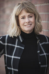 Kathy Reichs.jpg