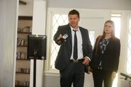 Bones-10x04-4