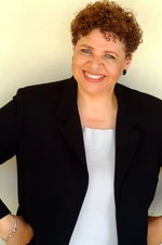 Кэролайн Джулиан