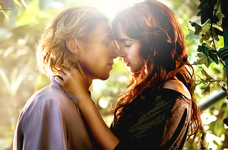 Feels Fridays: Jace & Clary Greenhouse Moment in City of Bones gives us major feels.