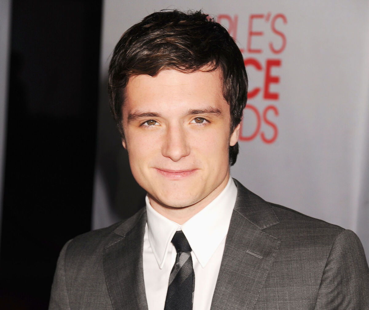 Josh hutcherson whistle. Джош Хатчерсон Josh Hutcherson. Джош Хатчерсон 2020. Джош Хатчерсон сейчас 2020. Джош Хатчерсон 2021.