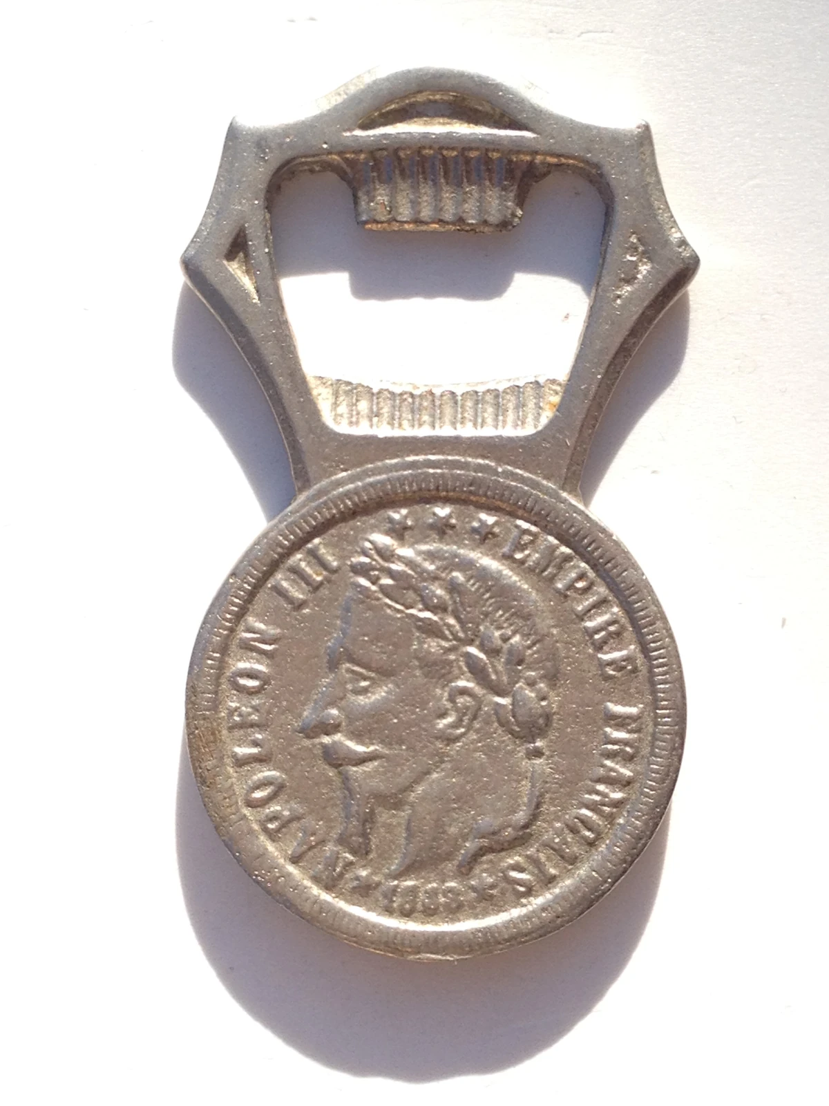 Napoleon III ⋆⋆⋆ Empire Francais / Gibbs round metal bottle opener