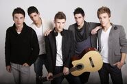 Auryn-facebook-06