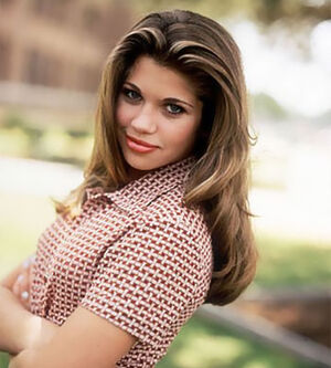 Topanga S04 promo pic